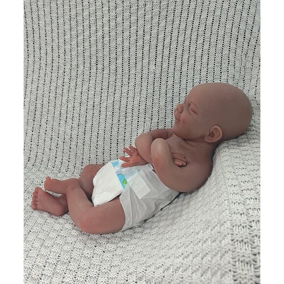 6.82lbs Full Body Platinum Silicone Reborn Baby Boy Doll 45cm Sleeping Newborn - Picture 6 of 16